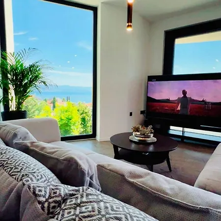 Apartment Wohnung Escada By Interhome